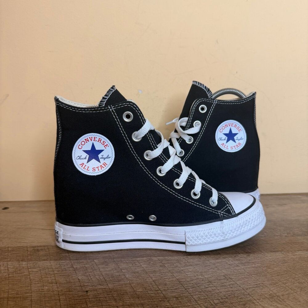 Converse Women’s Chuck Taylor All Star hidden Wedge Platform size 7.5 shoes
